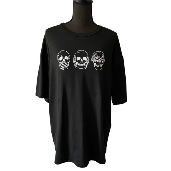 Skull T-shirt - Picture 2 of 3